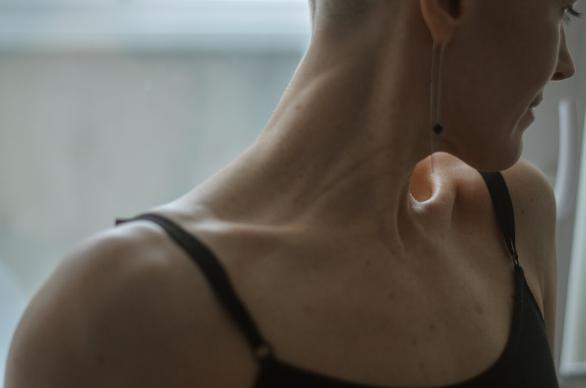 Горло - это сигнал « заботы о себе!»