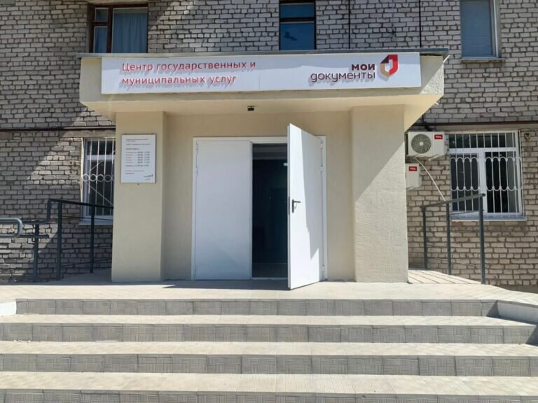    В подшефном Оренбуржью Перевальске ЛНР открылся многофункциональный центр Андрей Севостьянов