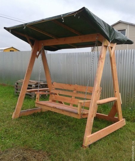 Дачные качели с навесом своими руками