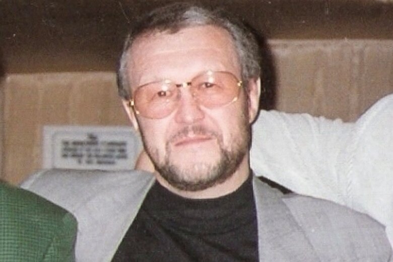 Фото взято из открытого источника. На снимке - Иваньков Вячеслав Кириллович. Более известен, как - Япончик. 