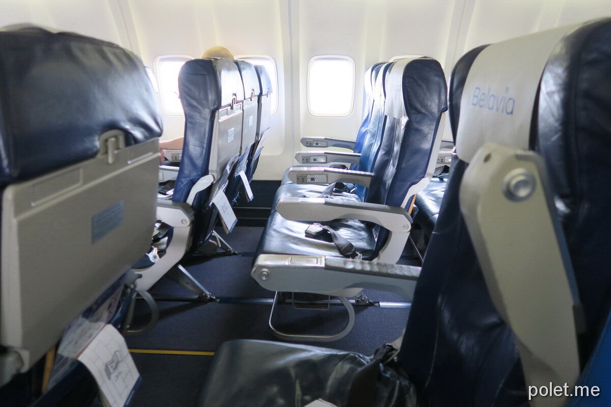 Белавиа 737 300 схема салона