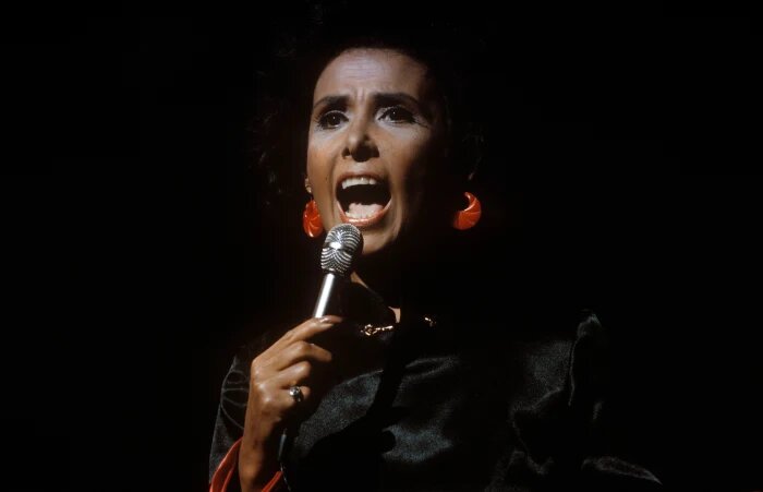 biography.com/musician/lena-horne