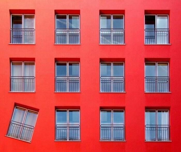 на первый взгляд тут все идеально , а если присмотреться