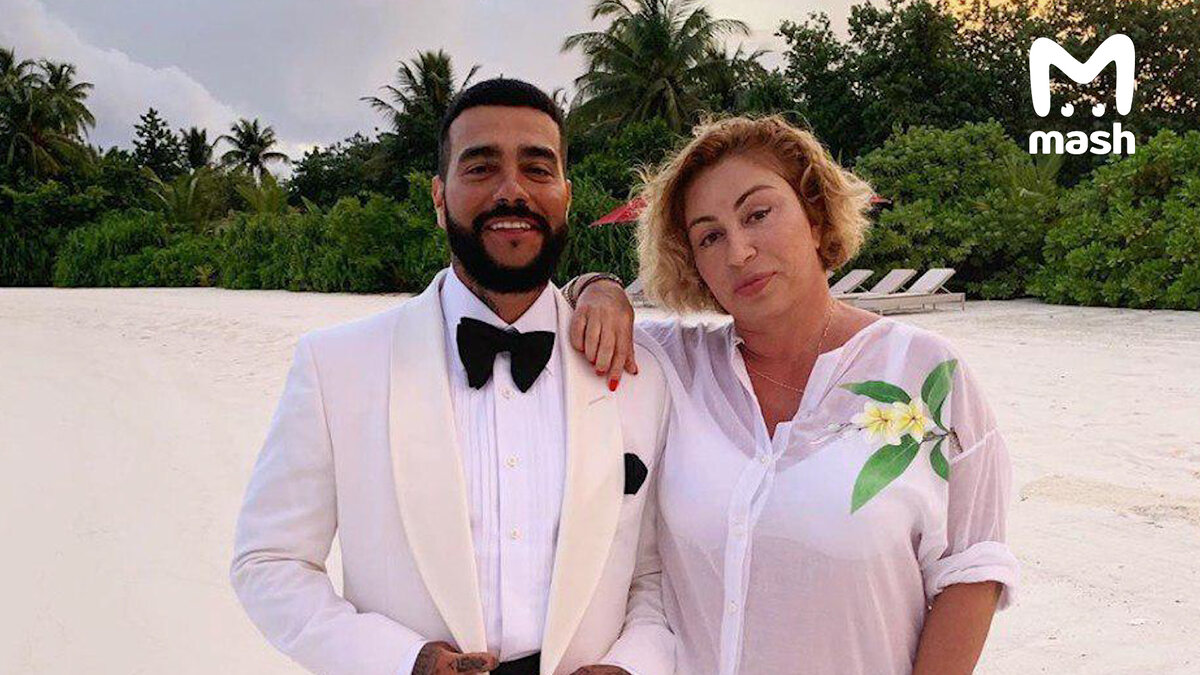 Тимати и его мама.