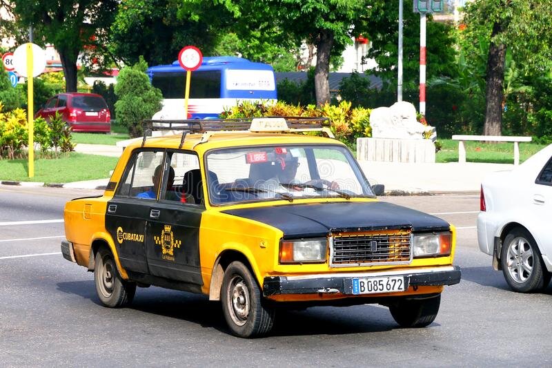 Вот такая машина должна приезжать на заказ за 80 рублей, а не машина комфорт-класса!!!