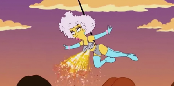 
А в 2017 году Леди Гага выступила на Супербоуле… подвешенной к куполу!