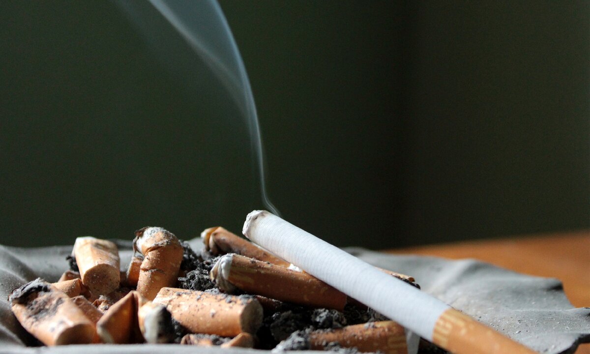 Запах табака один из самых въедливых и трудно удаляемых