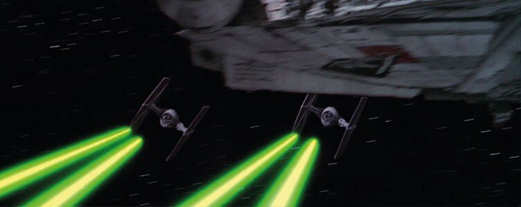 Даже быстрейший корабль, вроде Тысячелетнего сокола, не мог просто так уйти от преследования TIE-истребителей