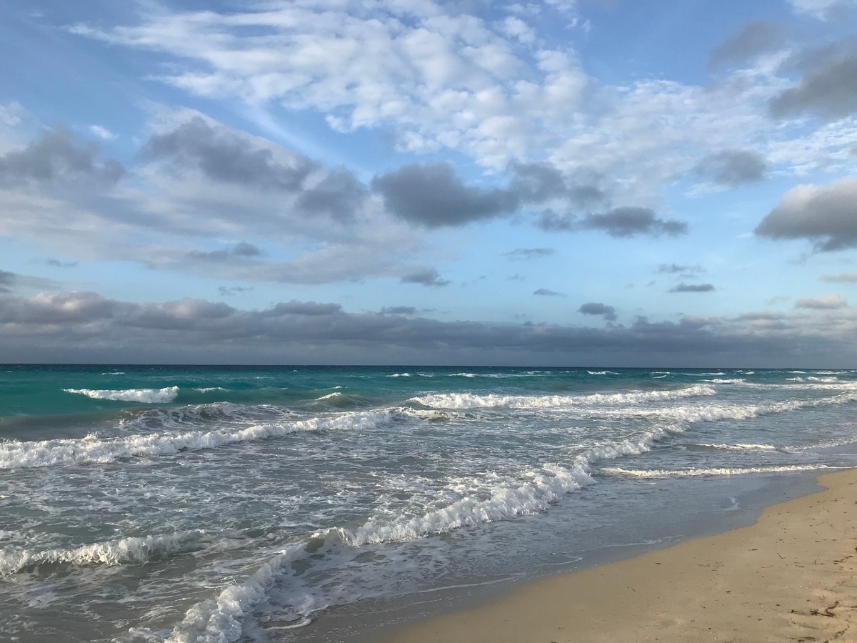 Фото из личного архива. Пляж в Варадеро.