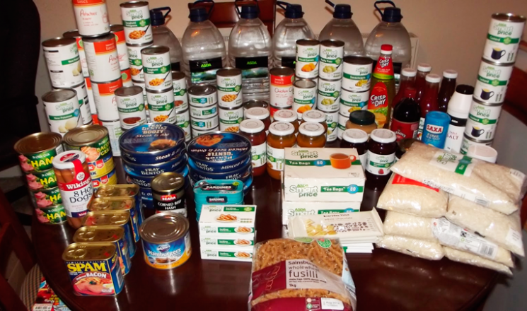 переживём всё, не отпускаем руки ... 