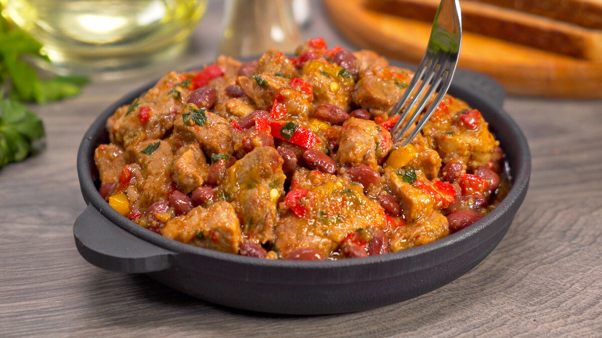 Мясо тушеное с овощами