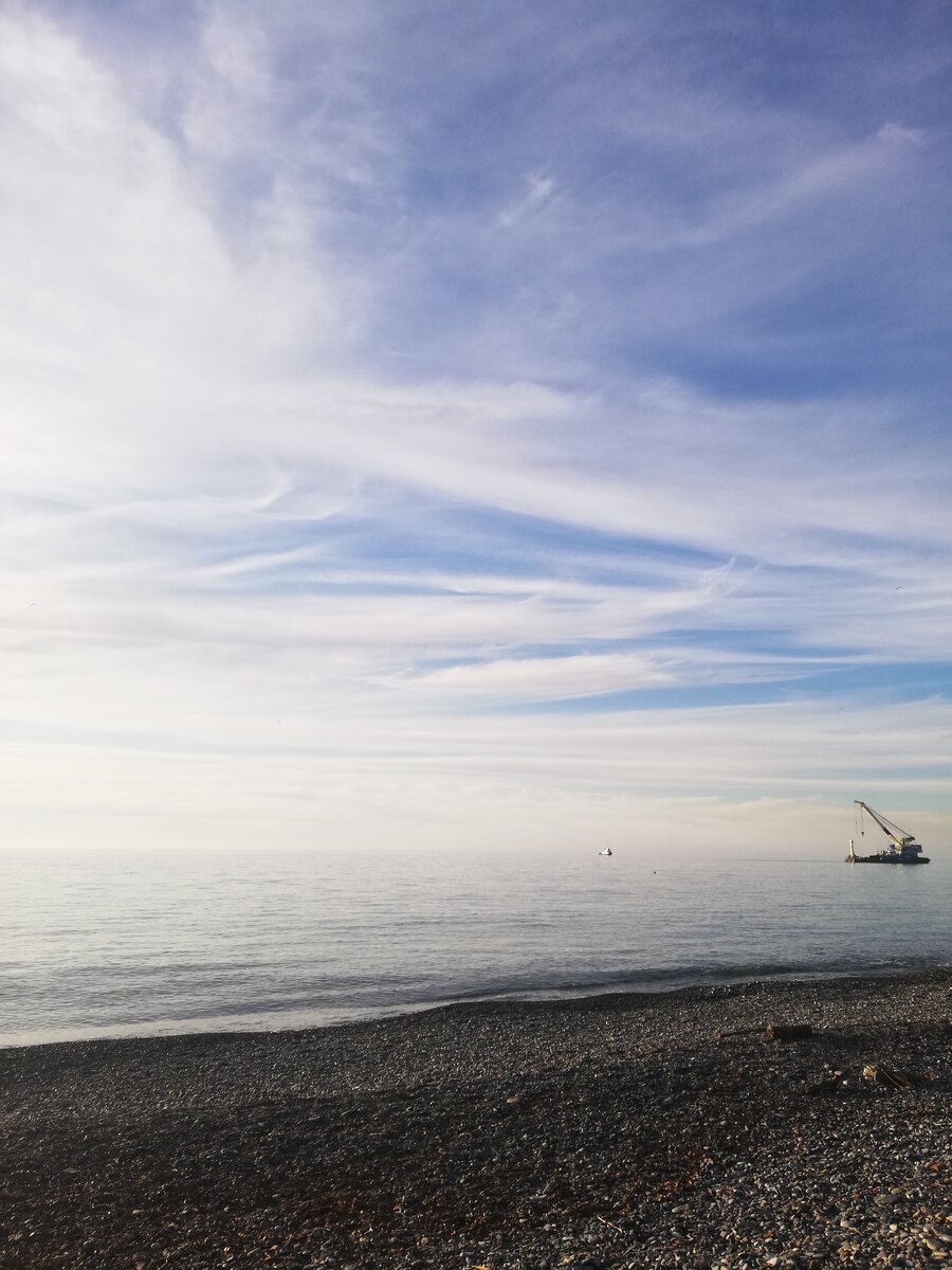 Пляж "Островок" город Сочи.