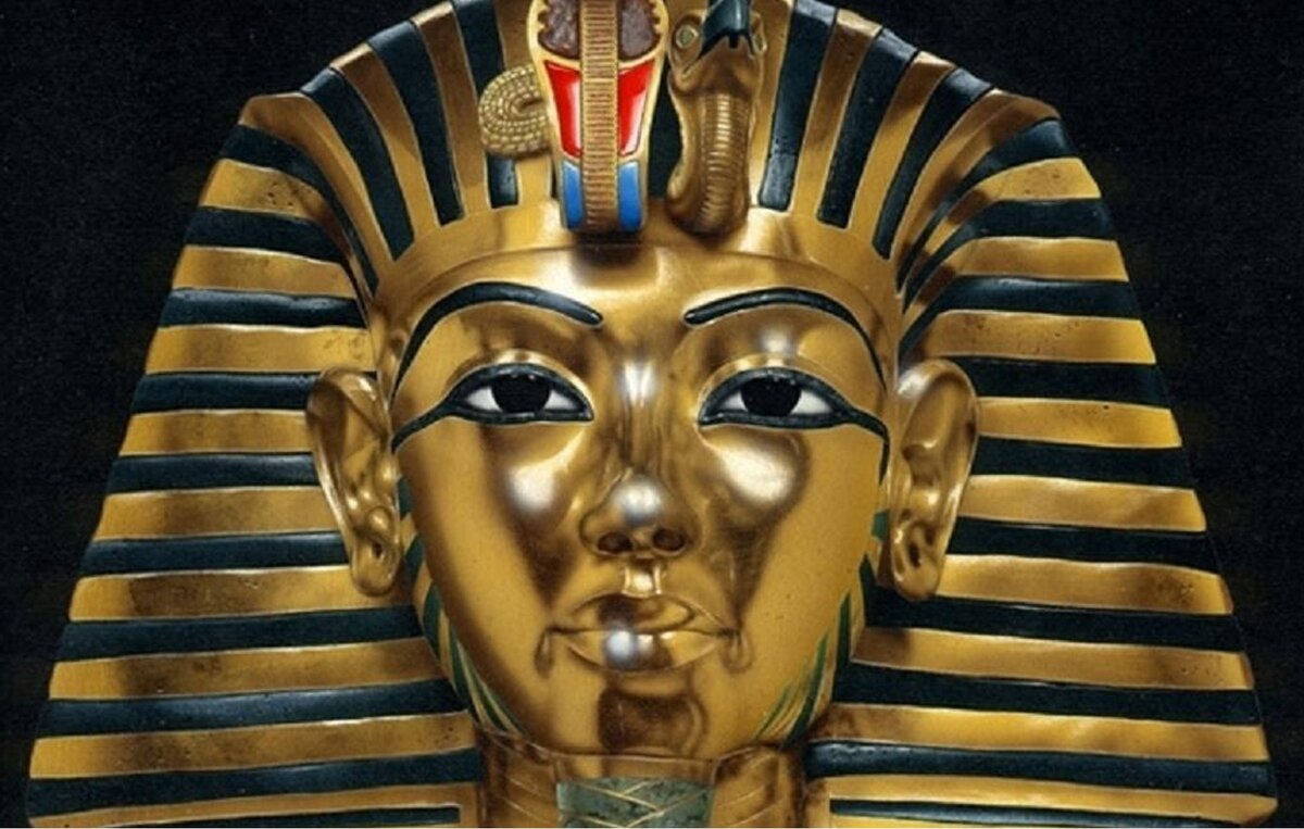  Облик Тутанхамона — природное назидание человечеству об опасности кровосмешений ради власти и в принципе. Родители Тутанхамона - брат и сестра.