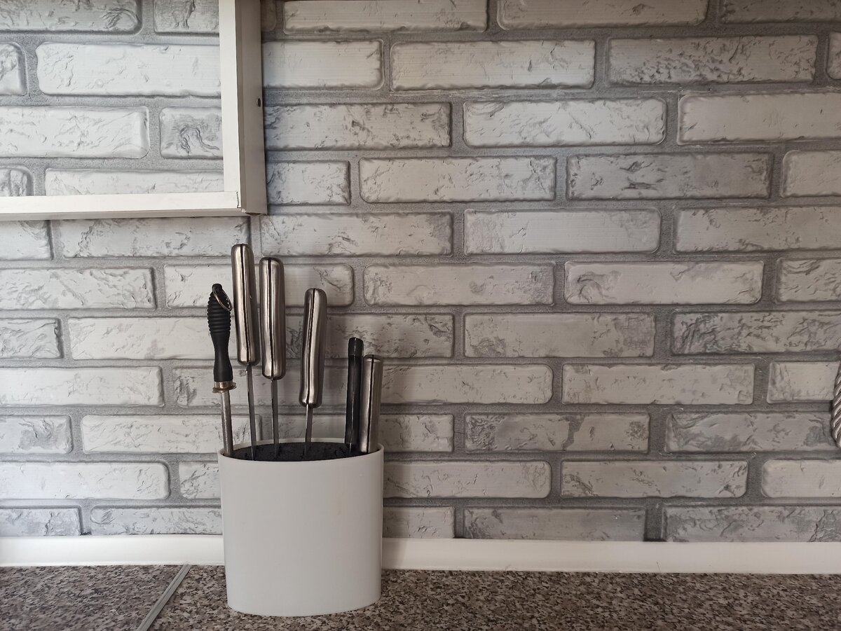 Панели "под кирпич"  из пластика