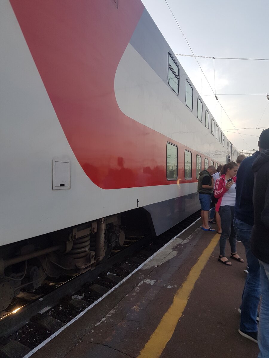 Двухэтажный поезд Москва - Сочи