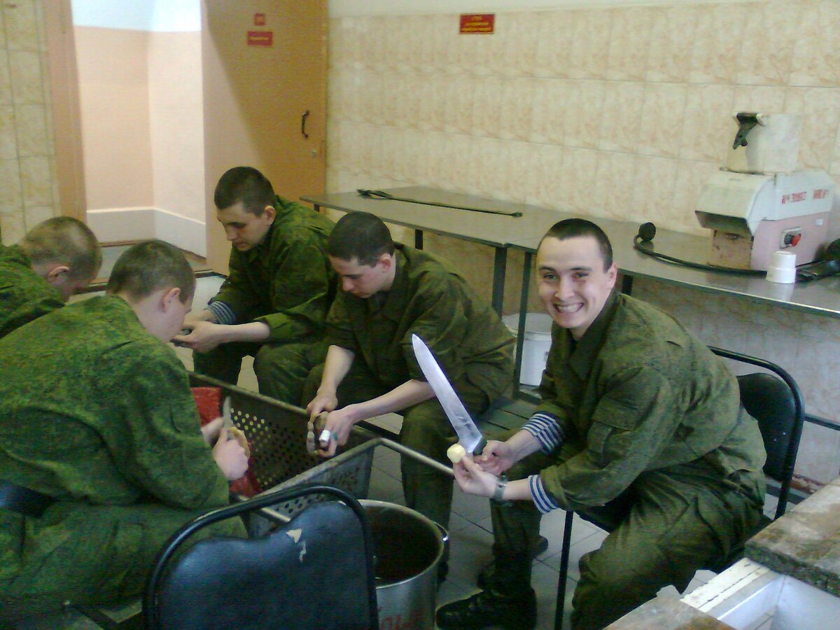 Картошка в армии меньше чем просто картошка )))