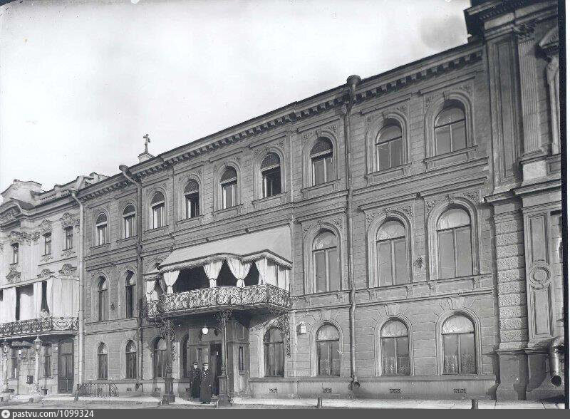 Сравните фото 1913г., дома 14 и 16, источник фото pastvu.com