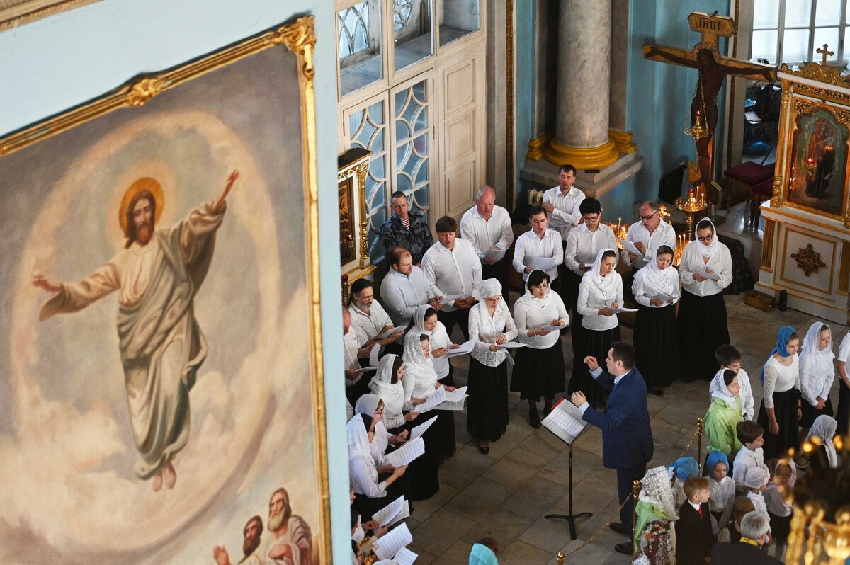 Господи, помоги нашим детям! Источник: https://foto.patriarchia.ru/news/patriarshee-sluzhenie-v-khrame-vmch-nikity-v-staroy-basmannoy-slobode-g-moskvy-khirotoniya-arkhimandrita-porfiriya-shutova-vo-episkopa-odintsovskogo-2019-09-08/