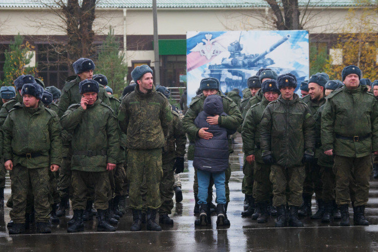 «Численность российской группировки приблизительно оценивается в 150 тысяч человек, а также около 40 тысяч — это донецкий и луганский военные корпуса» Фото: «БИЗНЕС Online»