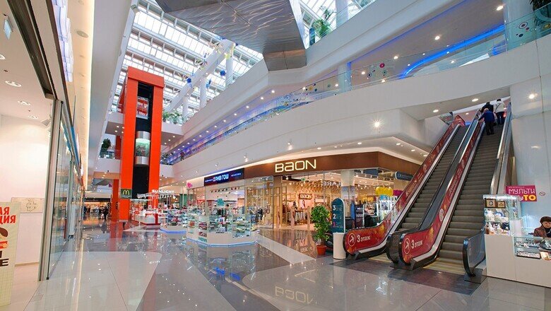 Выпросили на бедность: крупнейшие ТРЦ получили существенные льготы