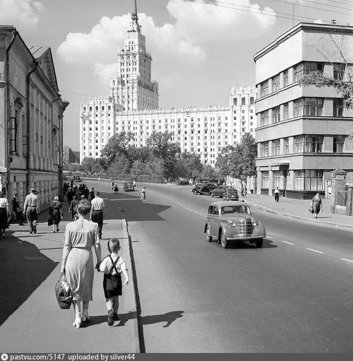 Новая Басманная улица 1953 г. 