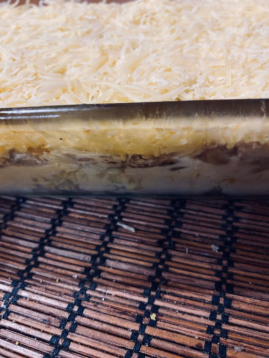 Слои салата сбоку выглядят вот так.