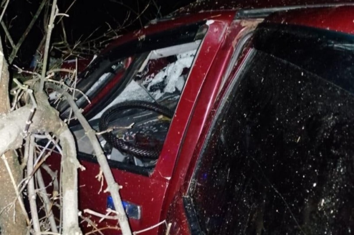    Под Воронежем водитель ВАЗ-21101 погиб после столкновения с фурой