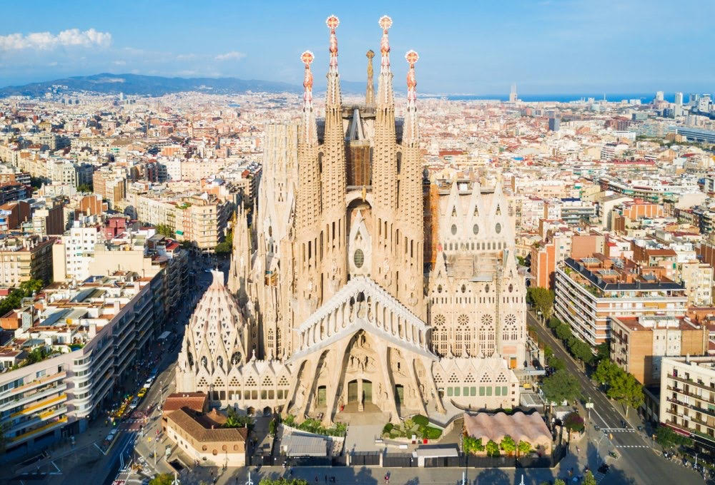 Источник: https://architectureguru.ru/sagrada-familia-cathedral