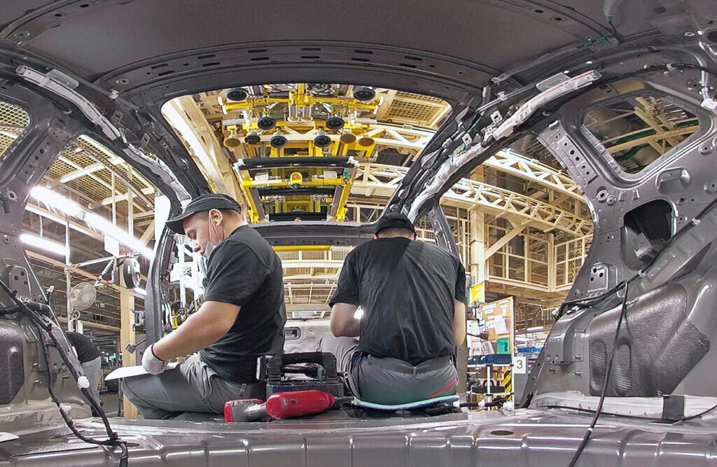    Три модели Lada будут выпускать на бывшем автозаводе Nissan