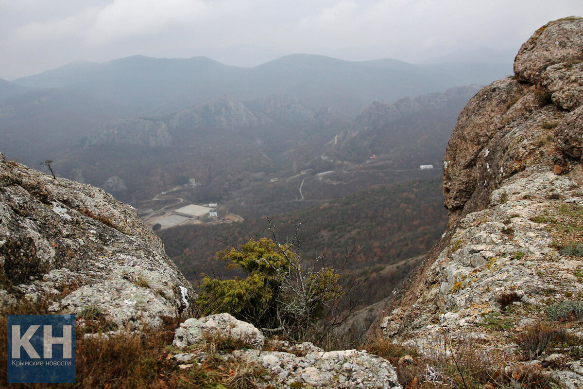 Кизилташский «Космос» в дожде и тумане | Крымские новости | Дзен