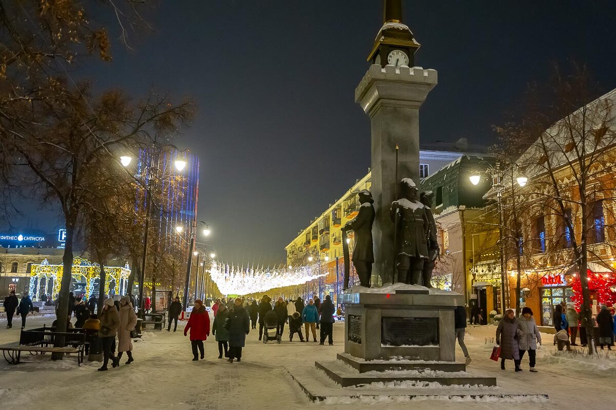 В Челябинск пришла снежная и морозная зима