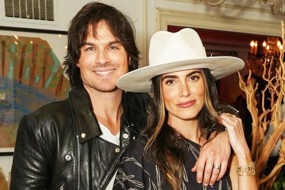     Актриса саги «Сумерки» Никки Рид объявила о беременности от звезды «Дневников вампира» Иэна Сомерхолдера