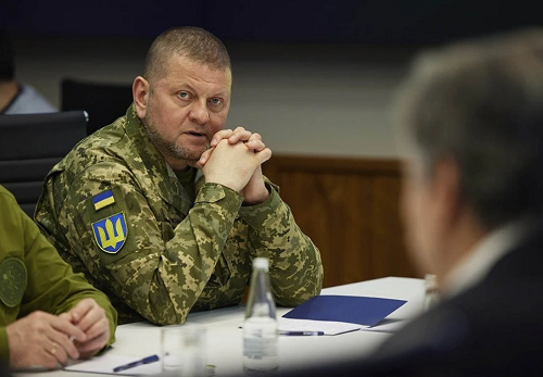 В начале февраля Залужный находился с визитом в Праге и встречался там с чешскими коллегами. Фото: GLOBAL LOOK PRESS