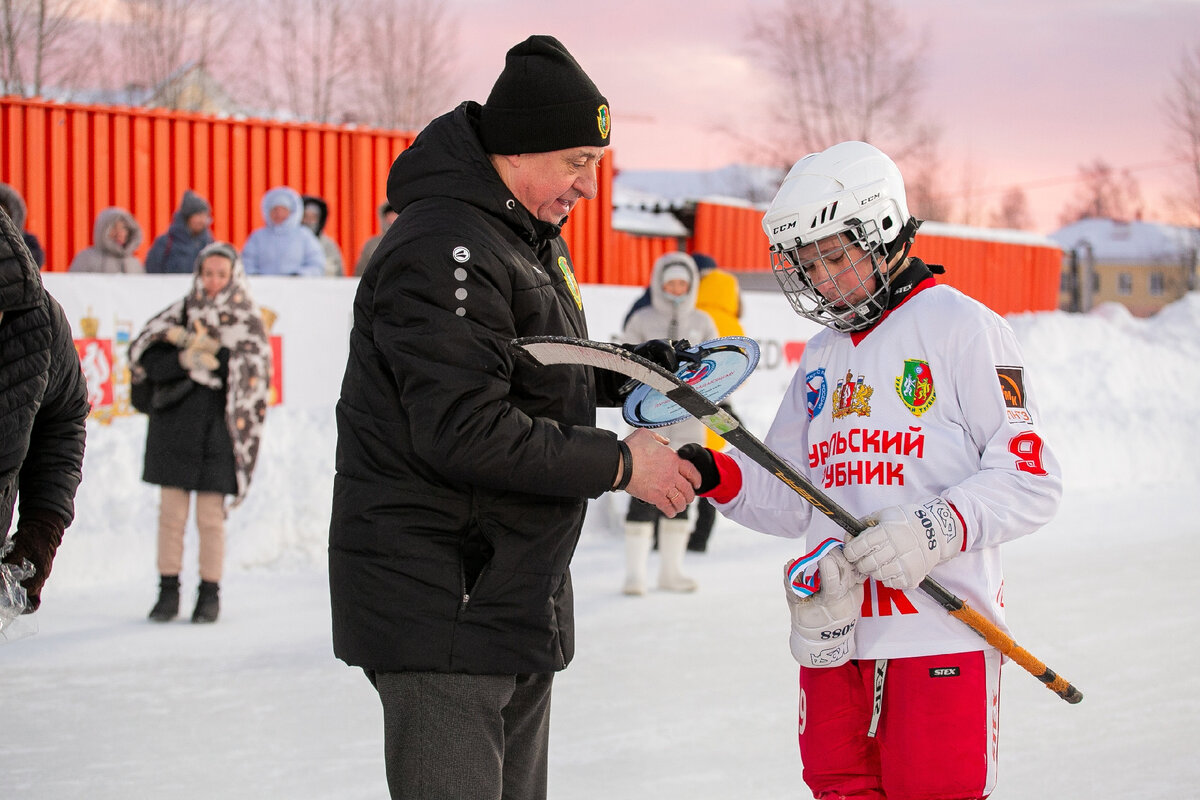 24 февраля 2010 года. Хоккей с мячом Первоуральск 2010 год рождения с Ульяновском.