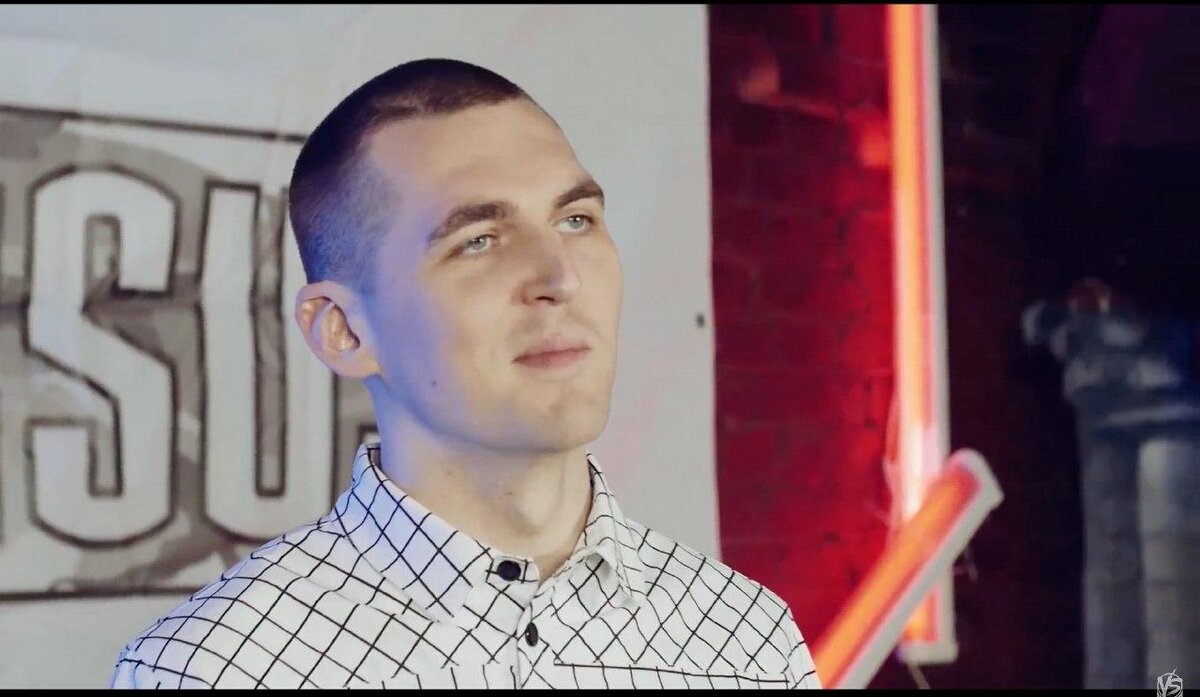    vk.com/andy_cartwright