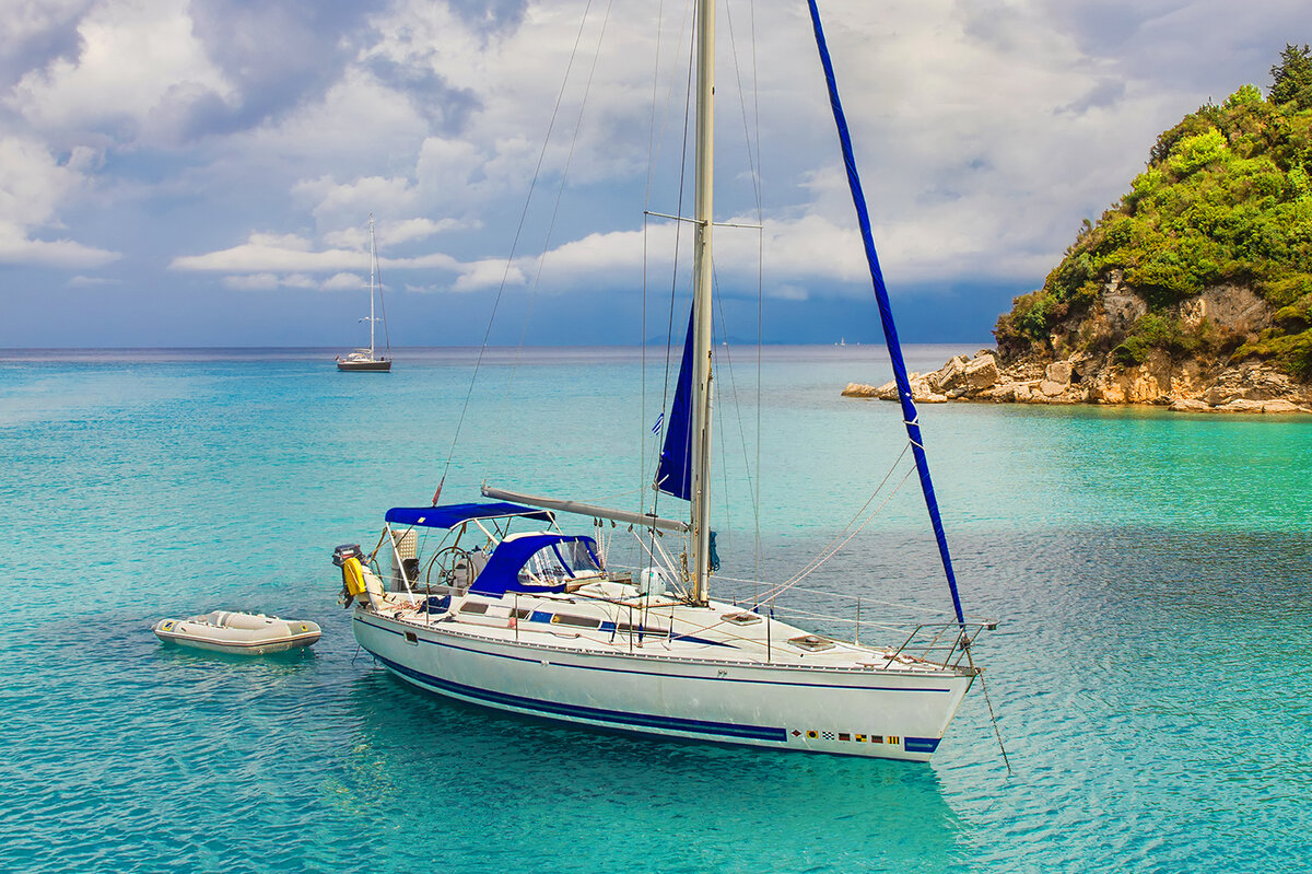 Просто яхта. Фото с ресурса https://boathiremalta.com