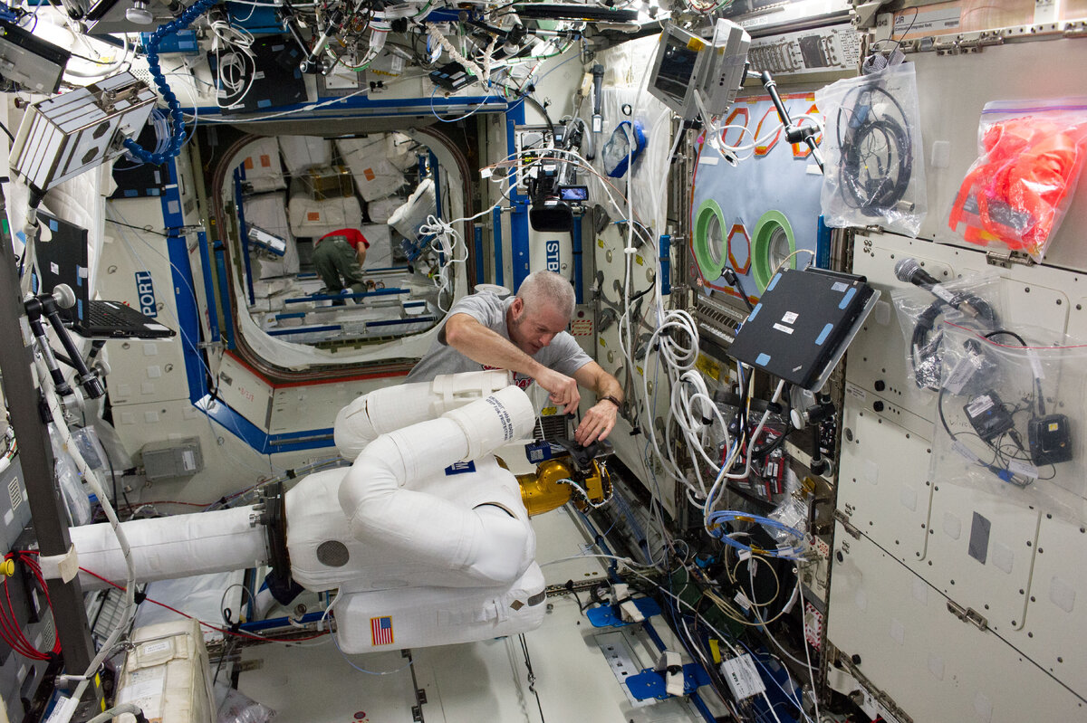 https://www.nasa.gov/sites/default/files/iss040e068809_nr_0.jpg