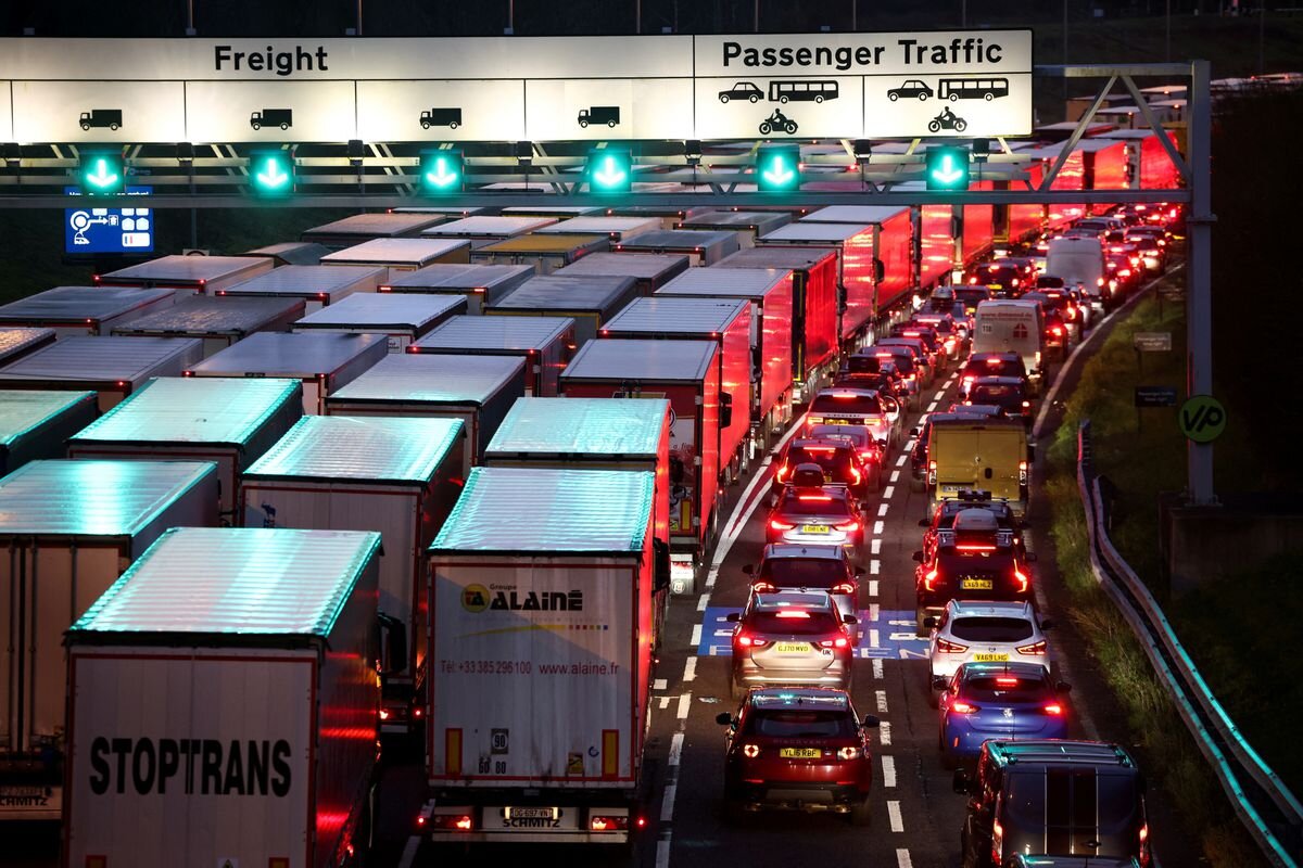 Четыре страны призывают ЕС установить дату прекращения выпуска новых грузовиков с выбросами CO2