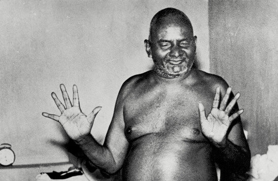 Бхагаван Нитьянанда. Шактипат