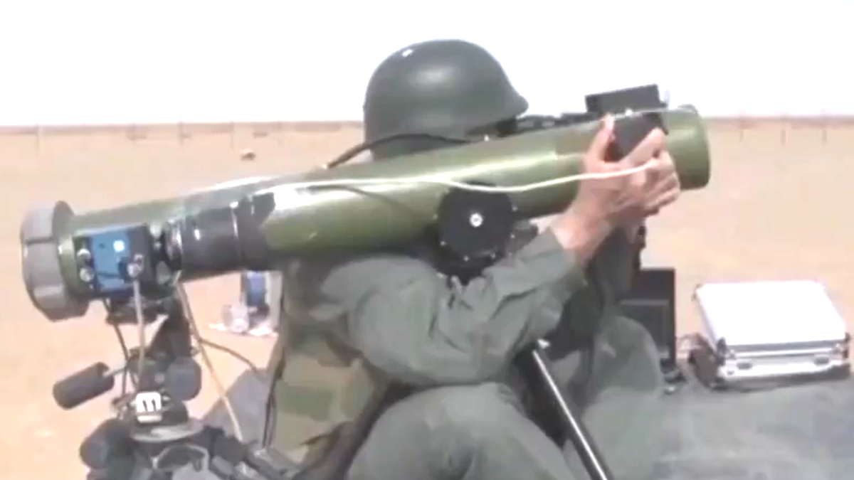 Применение ПТРК Almas Ирана, обзор. Фото Лампа знаний