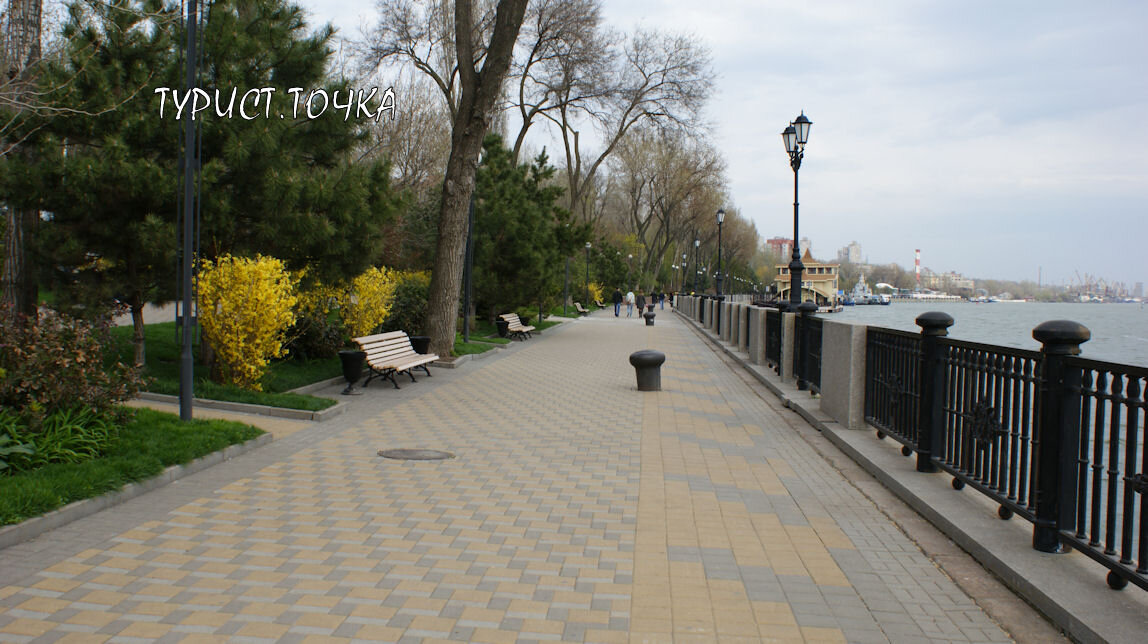 Набережная им. Ушакова