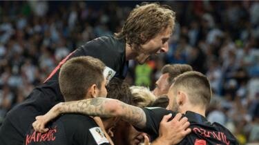 Правообладатель иллюстрацииDPA/TASSImage captionСборная Хорватии близка к повторению успеха двадцатилетней давности, но на ее пути стоят россияне