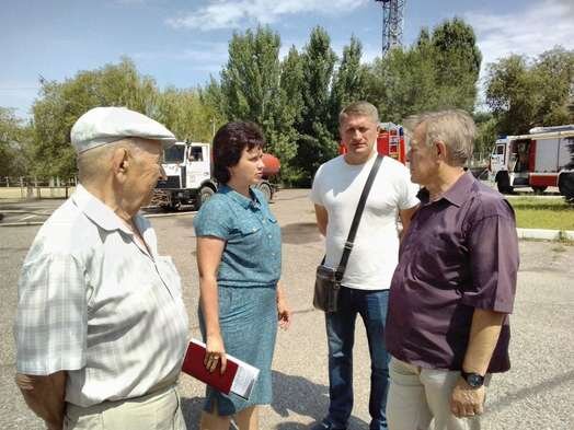 Заместитель главы администрации Волжского Елена Овчаренко провела выездное совещание на объекте.Фото: Пресс-служба администрации города Волжского