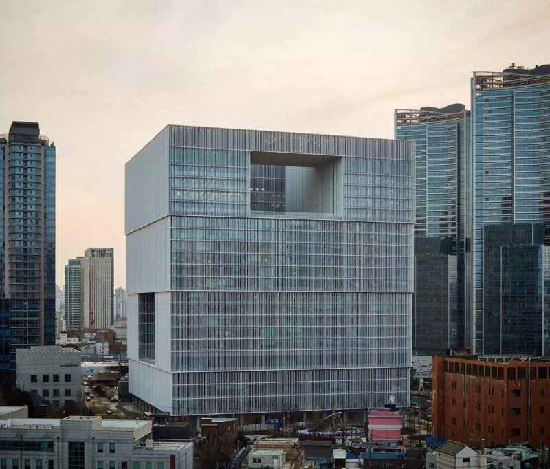  Фото by Architectural Reality https://www.instagram.com/p/BlV_7xyhKP4/ 
 