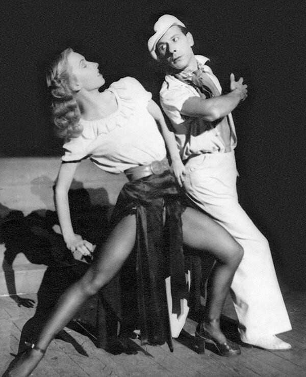 Desiree and DeYoung perform La Danse Apache. Photo by George Harrison Marks. 