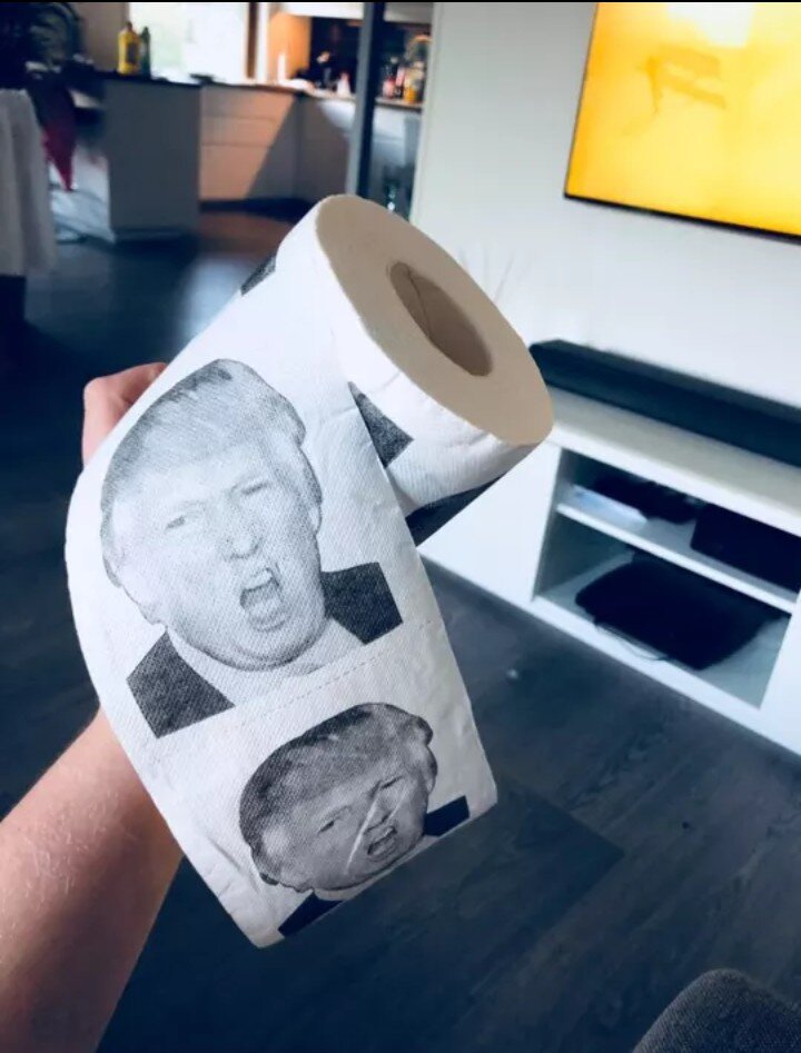 Производитель утверждал, что картинки все разные, но нет.