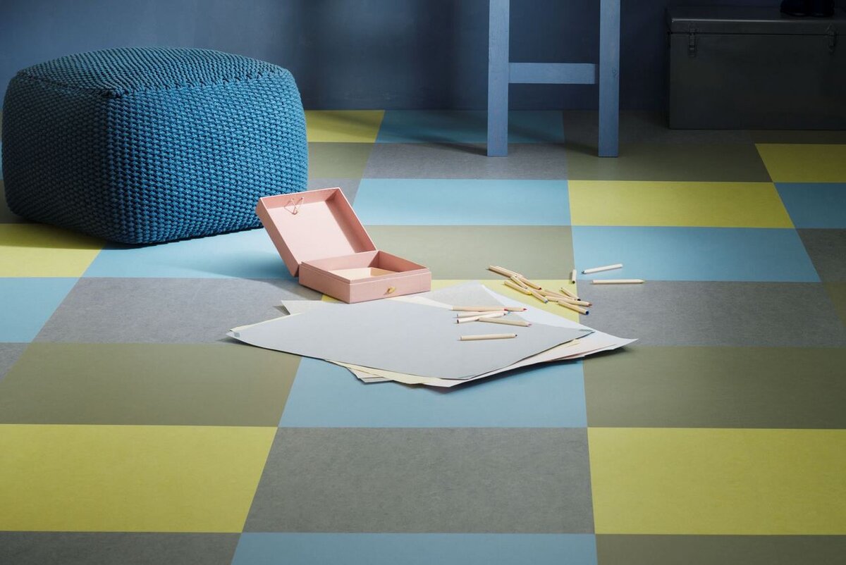 Натуральный линолеум Forbo Marmoleum click-333711 бежевый