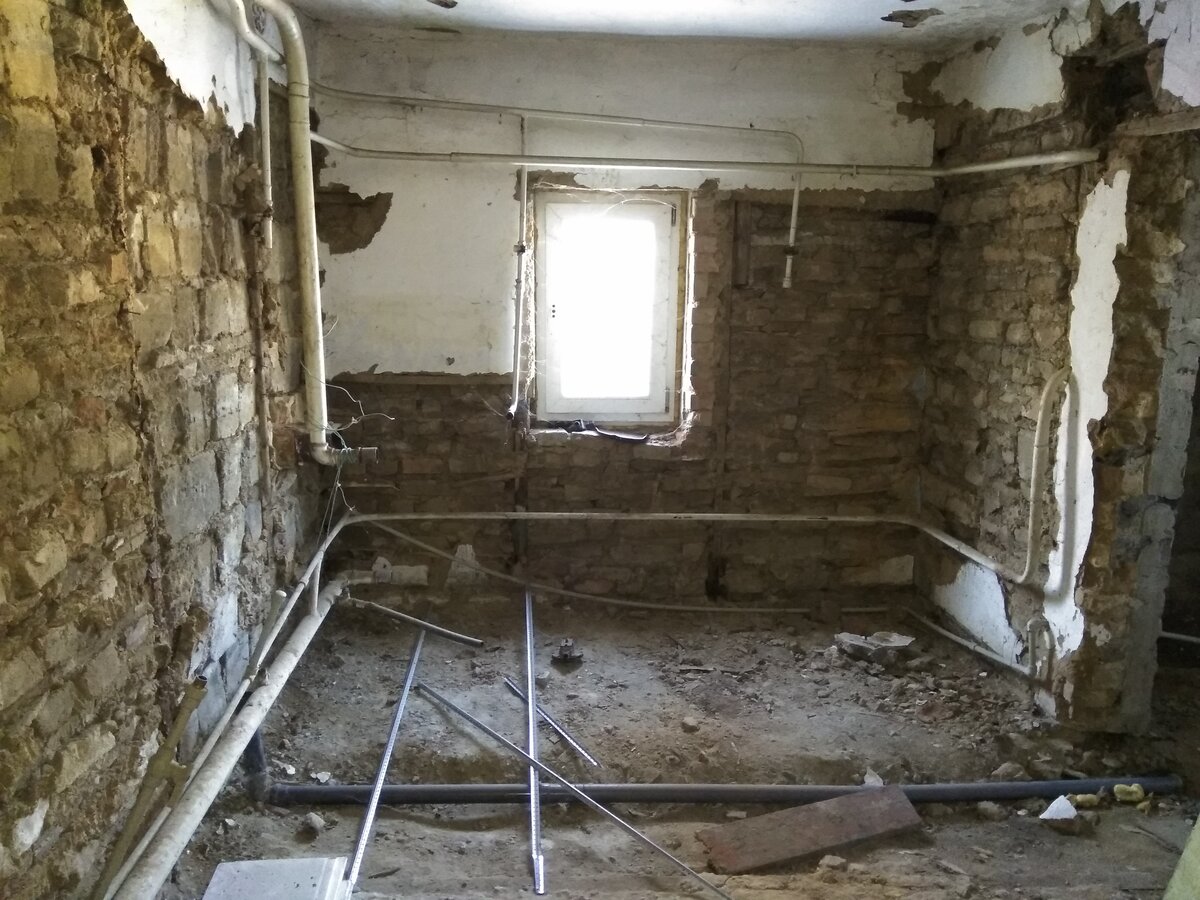 Кухня - очень скоро будет кухней, а пока развалины