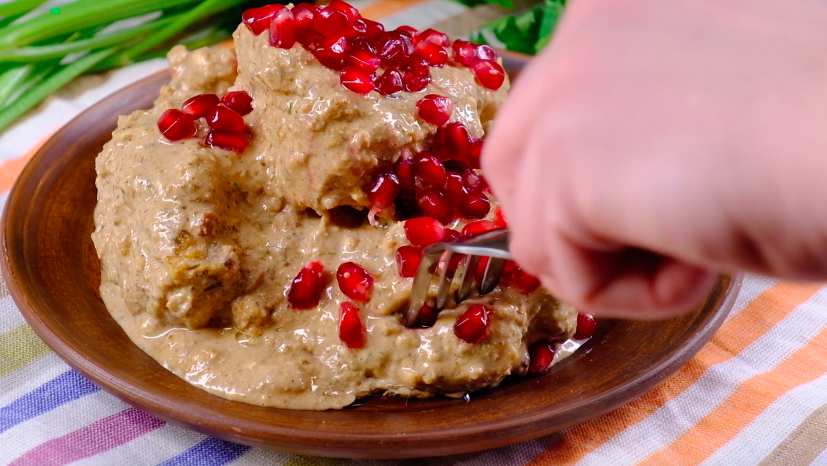 Домашнее сациви - нежная закуска своими руками: видео и пошаговый фото  рецепт | Fresh.ru домашние рецепты | Дзен