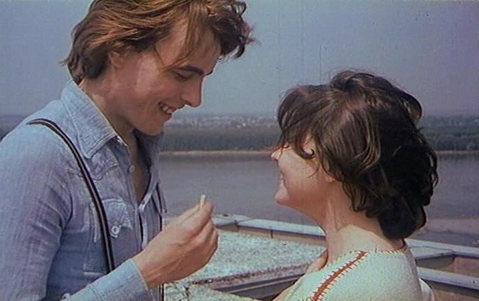 Кадр из фильма "Пришло время любить" (1977)
